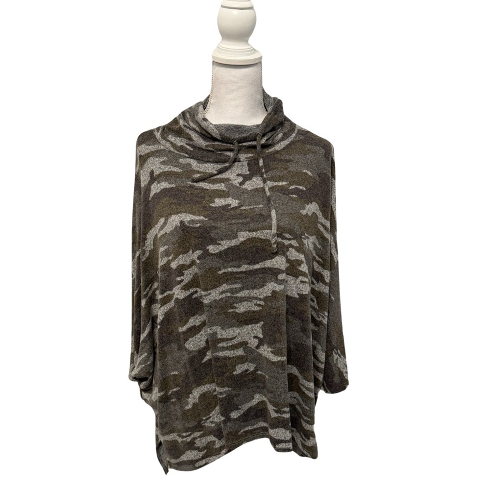 EUC Camo Oversized Top - Small